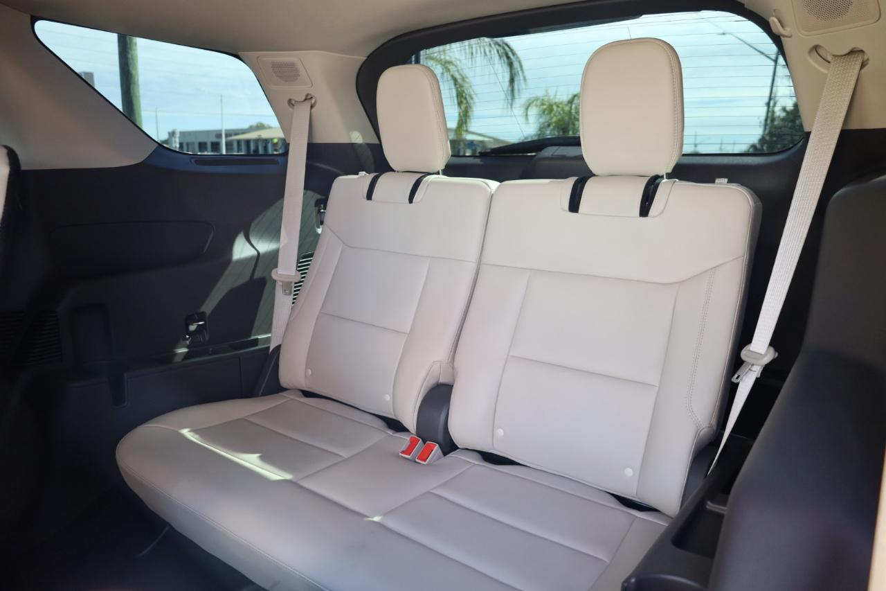 Ford Explorer Platinum 4WD 2021
