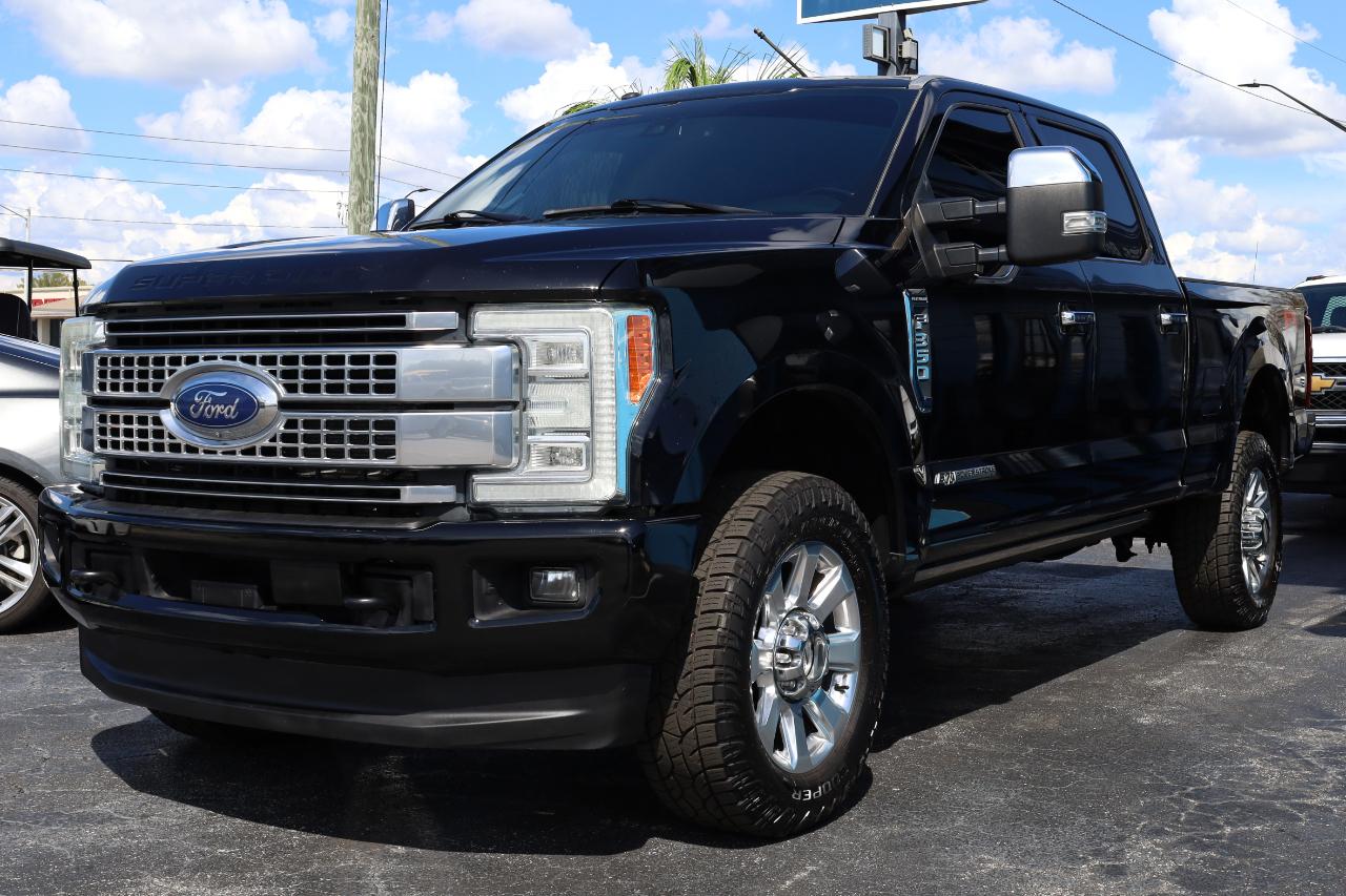 Ford Super Duty F-350 SRW Platinum 4WD Crew Cab 6.75' Box 2017