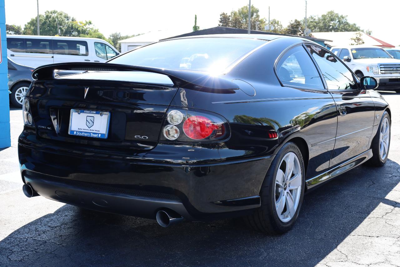 Pontiac GTO 2dr Cpe 2006
