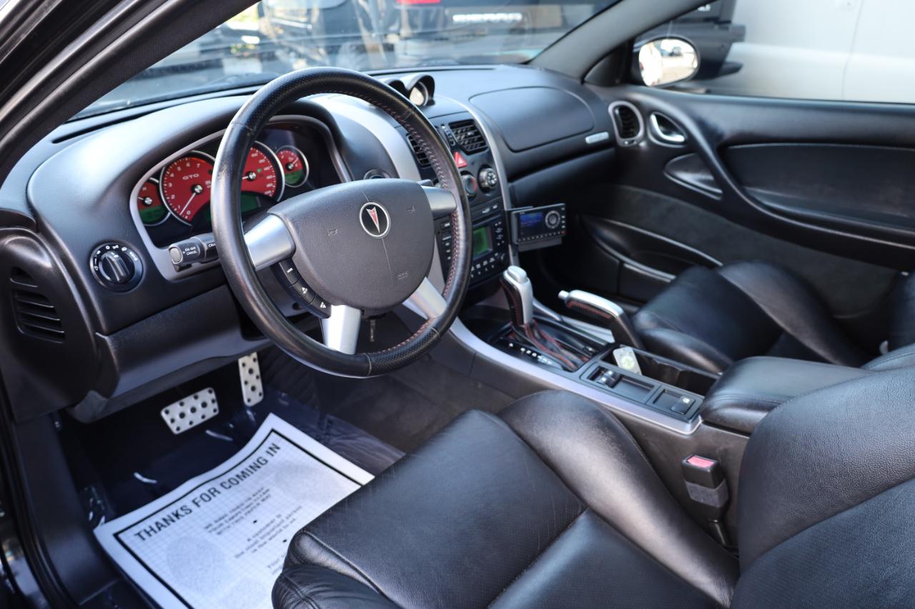 Pontiac GTO 2dr Cpe 2006