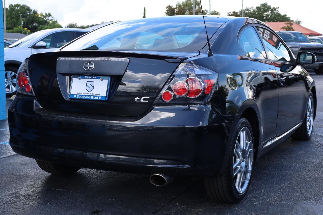 Scion tC 2dr HB Man (Natl) 2009