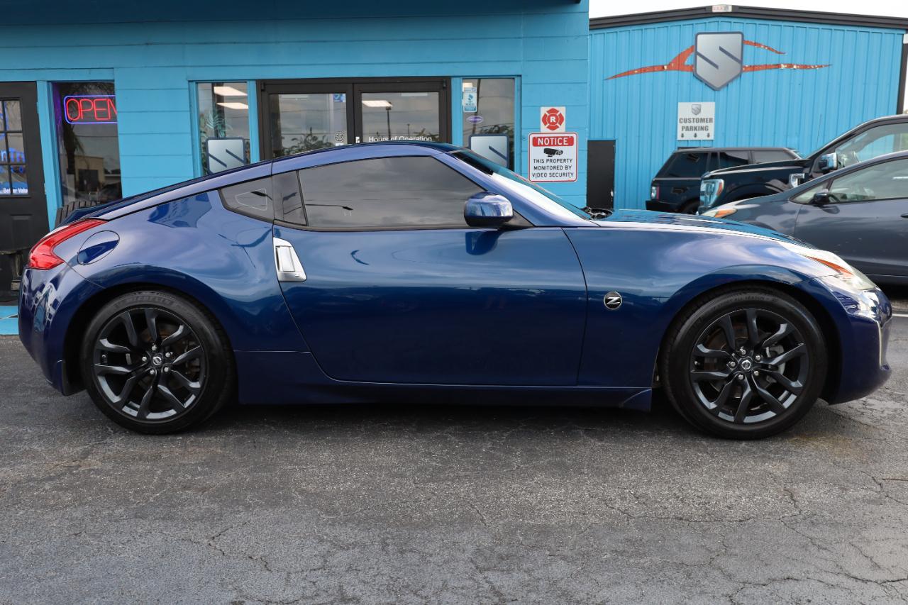 Nissan 370Z 2dr Cpe Auto 2016