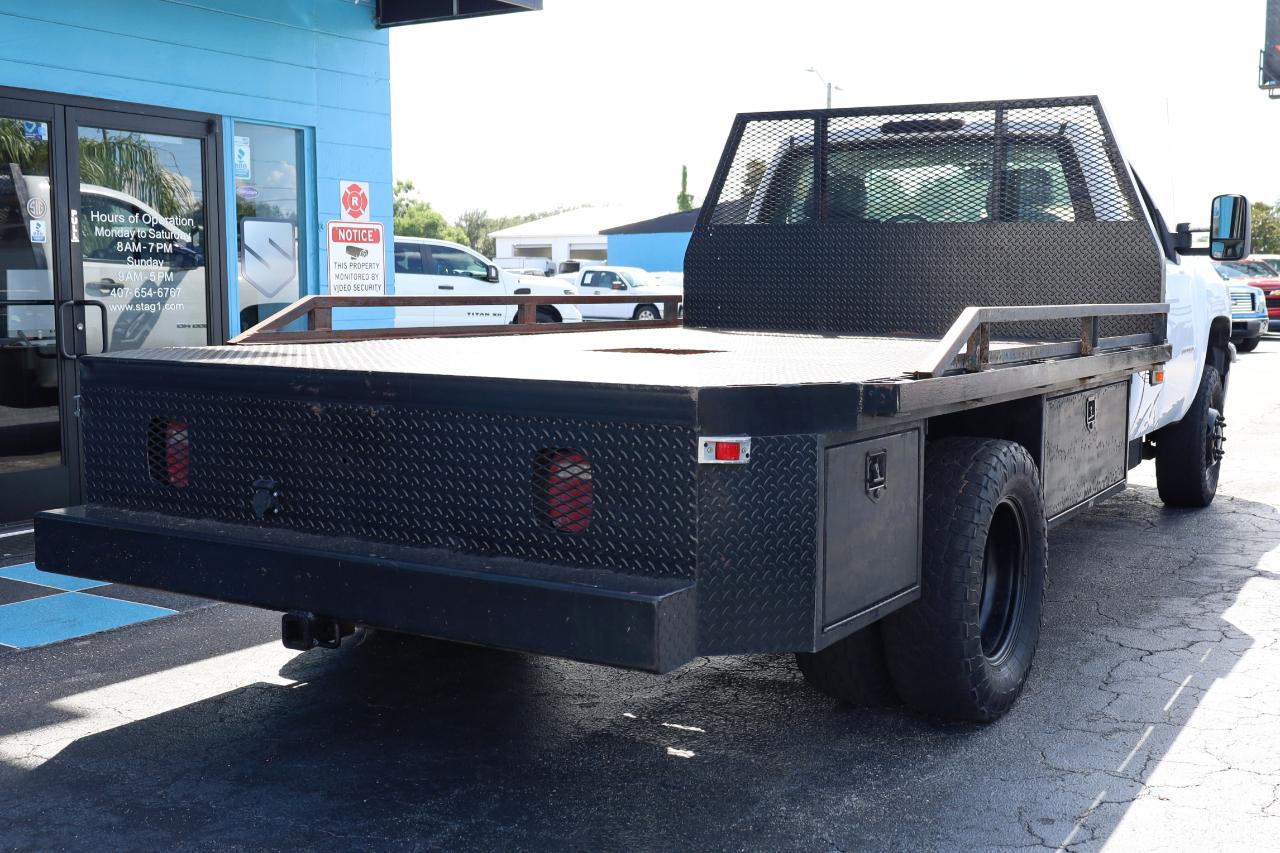 Chevrolet Silverado 3500HD 4WD Reg Cab 162" WB, 84.3" CA WT 2013