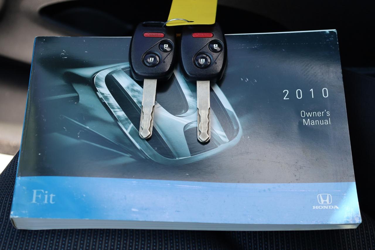 Honda Fit 5dr HB Auto Sport 2010