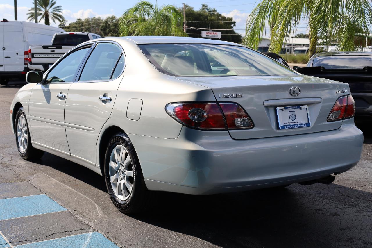 Lexus ES 330 4dr Sdn 2004