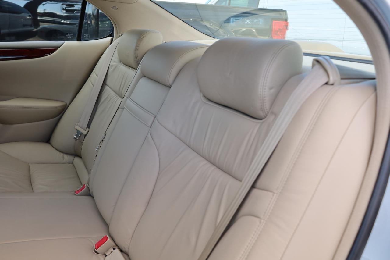 Lexus ES 330 4dr Sdn 2004