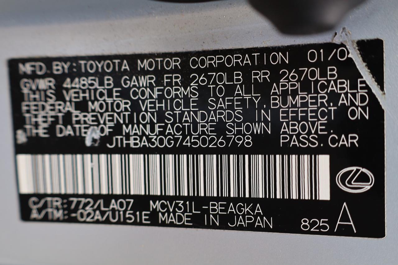 Lexus ES 330 4dr Sdn 2004
