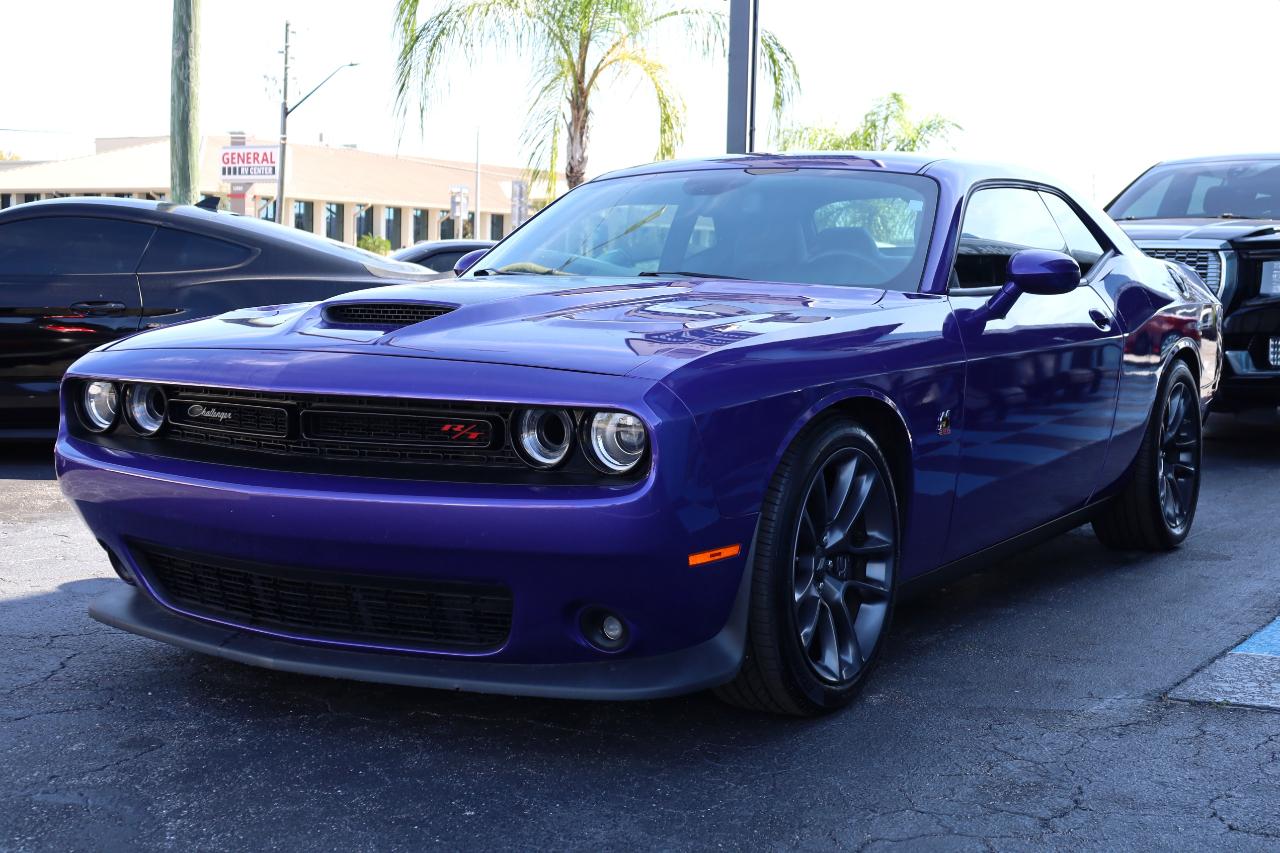 Dodge Challenger R/T Scat Pack RWD 2023