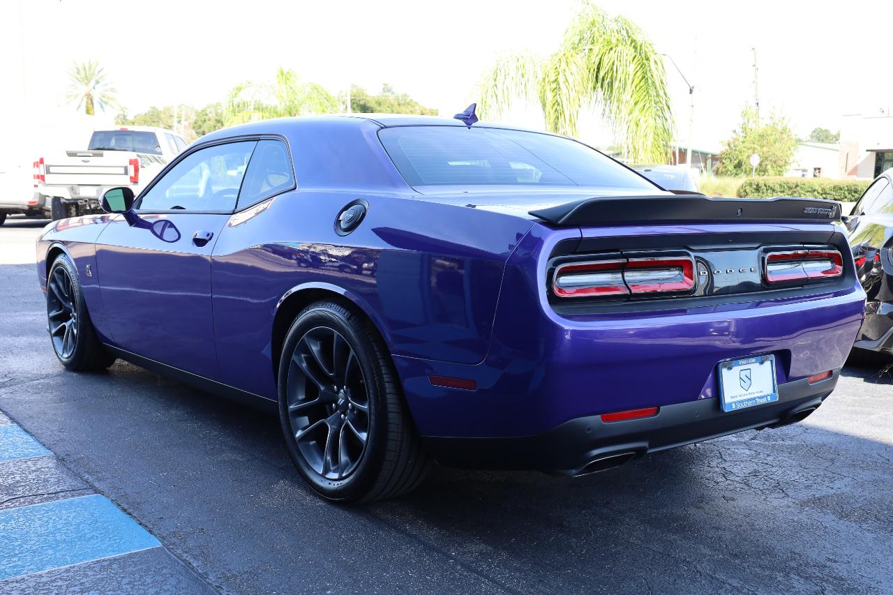 Dodge Challenger R/T Scat Pack RWD 2023