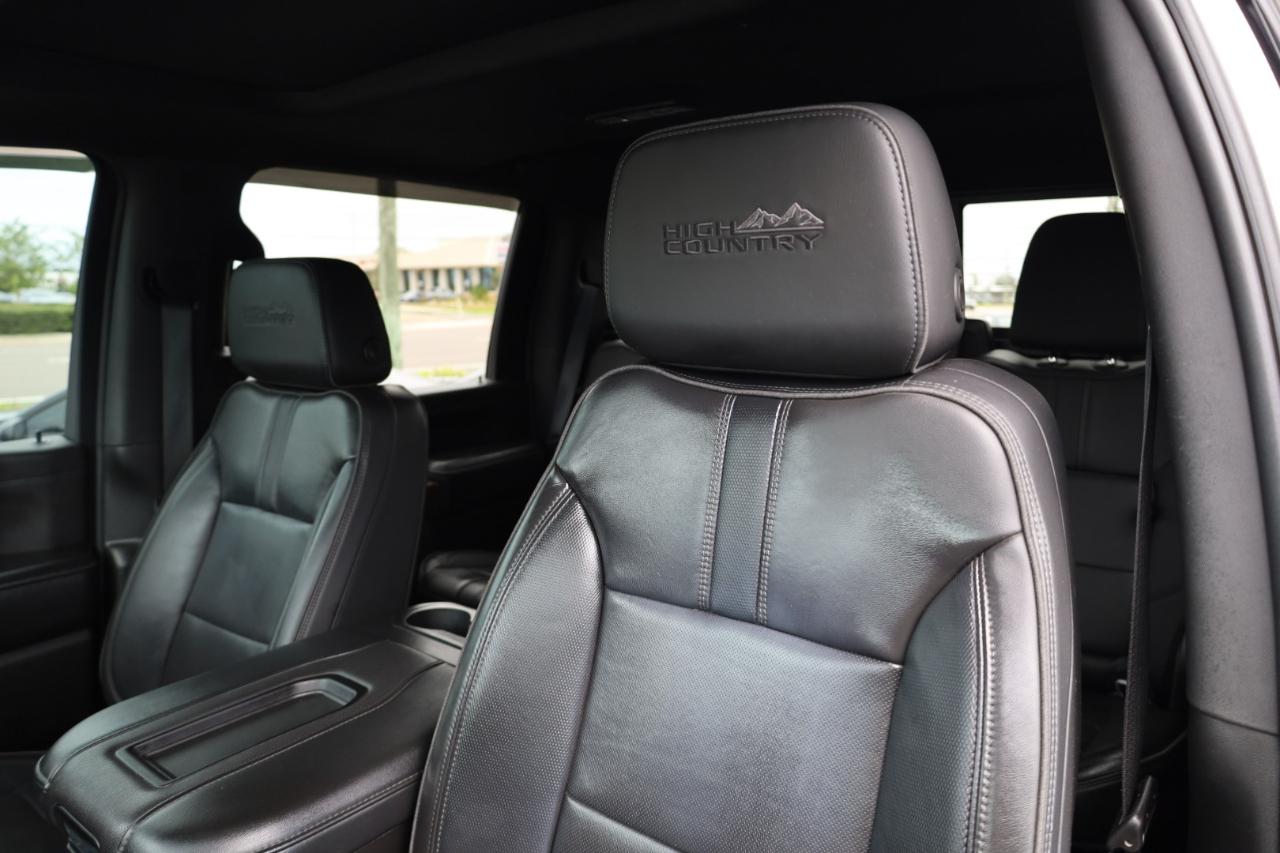 Chevrolet Silverado 2500HD 4WD Crew Cab 159" High Country 2022