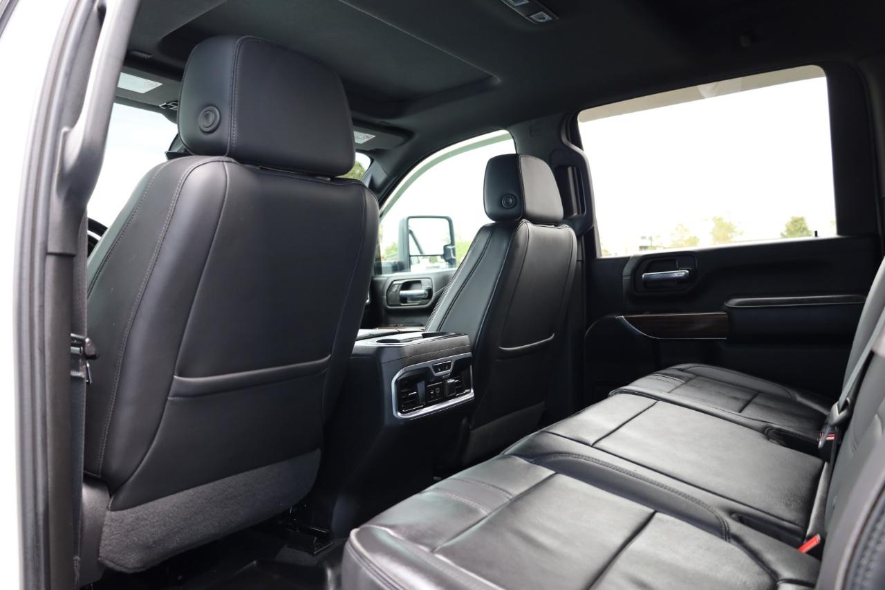 Chevrolet Silverado 2500HD 4WD Crew Cab 159" High Country 2022