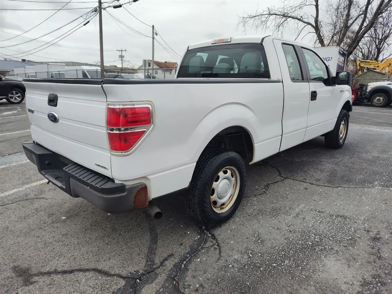 Ford F-150 XL SuperCab 6.5-ft. Bed 4WD 2012 Ford F-150 XL SuperCab 6.5-ft. Bed 4WD 2012