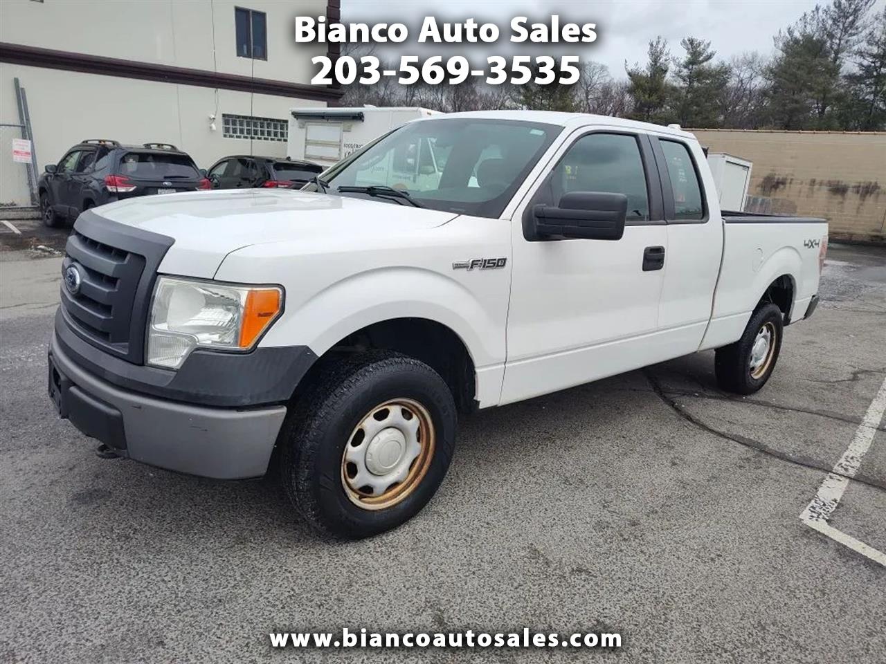 Ford F-150 XL SuperCab 6.5-ft. Bed 4WD 2012 Ford F-150 XL SuperCab 6.5-ft. Bed 4WD 2012