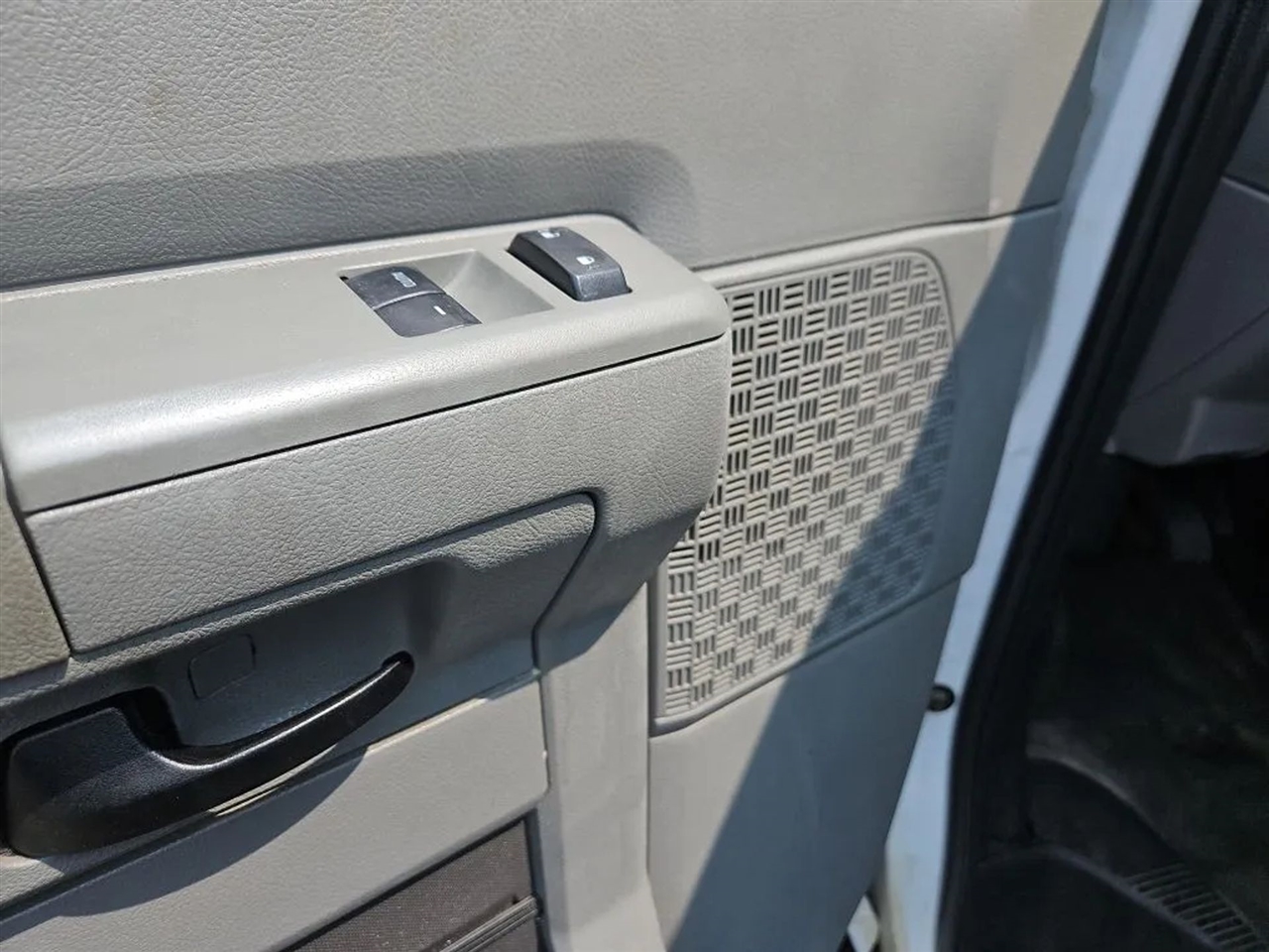 Ford Econoline E-150 2012 Ford Econoline E-150 2012