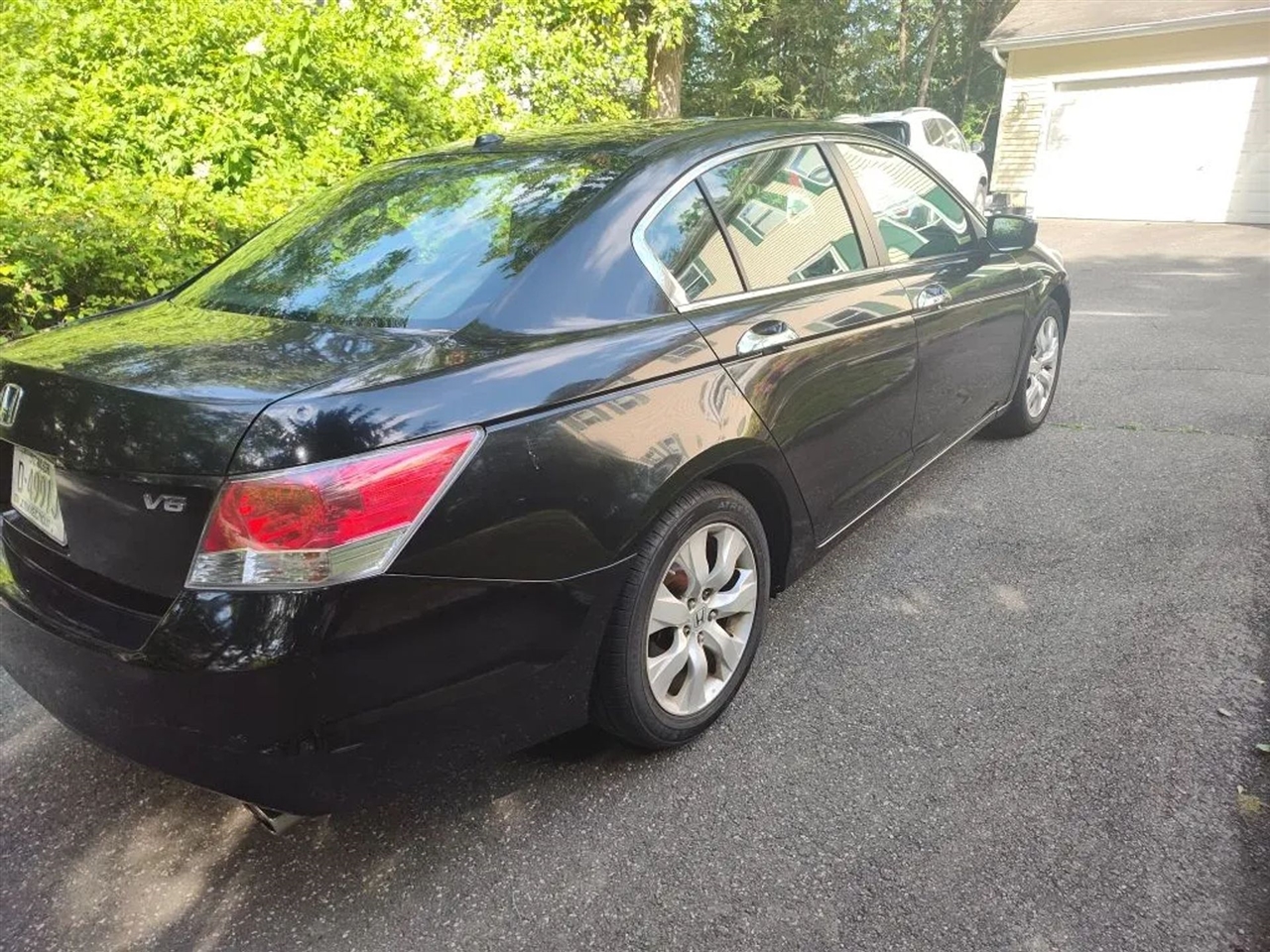 Honda Accord EX-L V-6 Sedan AT 2010 Honda Accord EX-L V-6 Sedan AT 2010