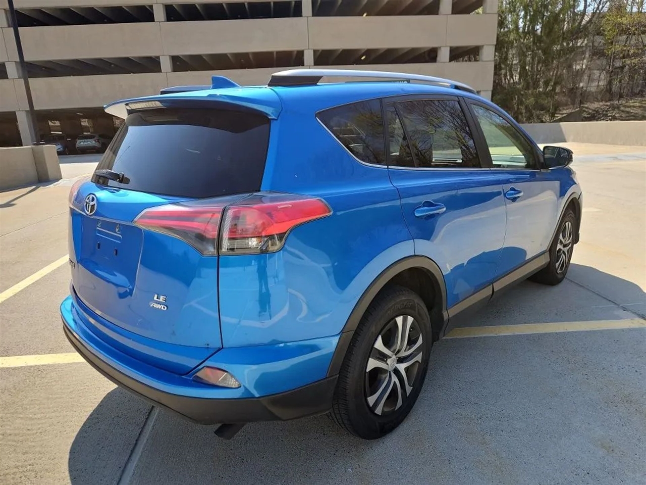 Toyota RAV4 LE AWD 2017 Toyota RAV4 LE AWD 2017
