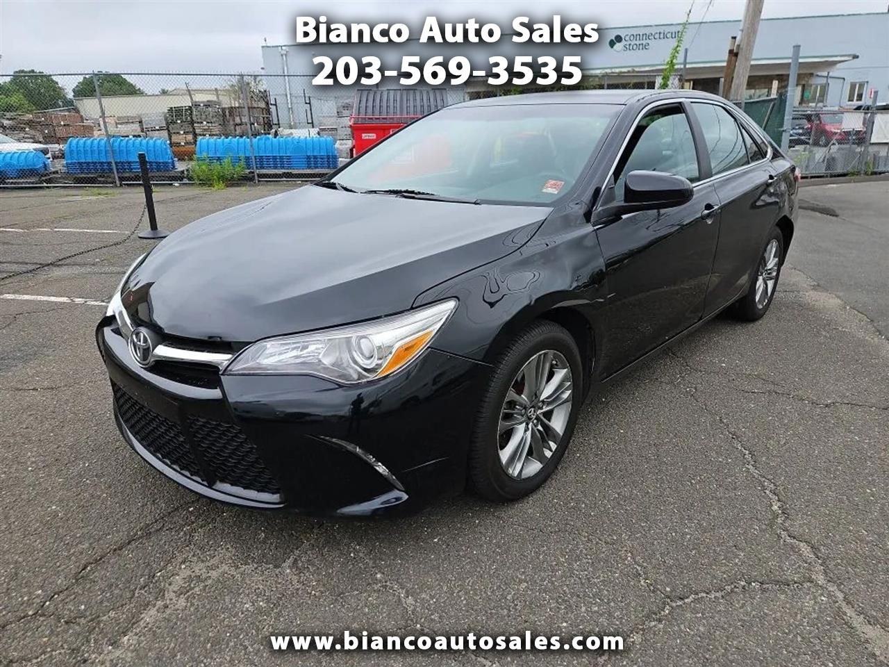 2017 Toyota Camry SE