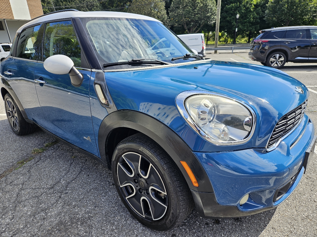 2012 Mini Countryman S ALL4 photo 2