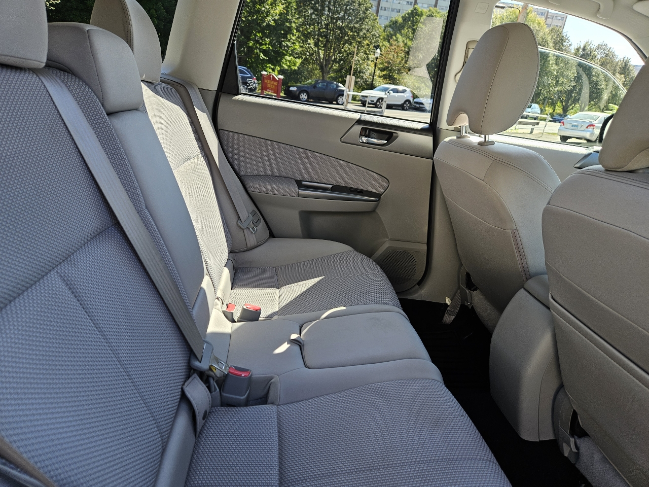 2013 Subaru Forester 2.5X Premium photo 16