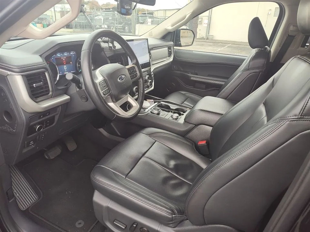 Ford Expedition MAX XLT 4WD 2024 Ford Expedition MAX XLT 4WD 2024