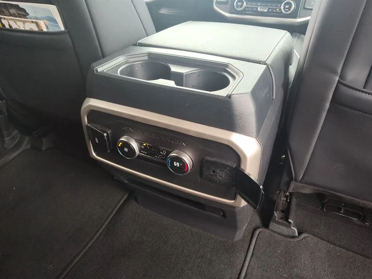 Ford Expedition MAX XLT 4WD 2024 Ford Expedition MAX XLT 4WD 2024