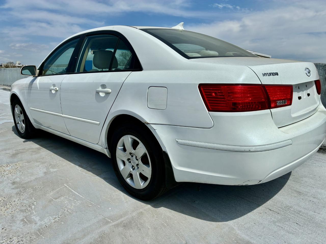 Hyundai Sonata GLS 2010