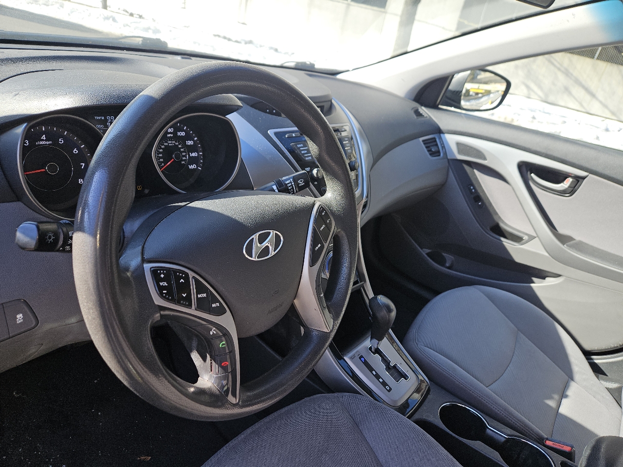 Hyundai Elantra Limited 2013