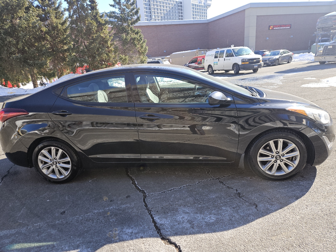 Hyundai Elantra Limited 2013
