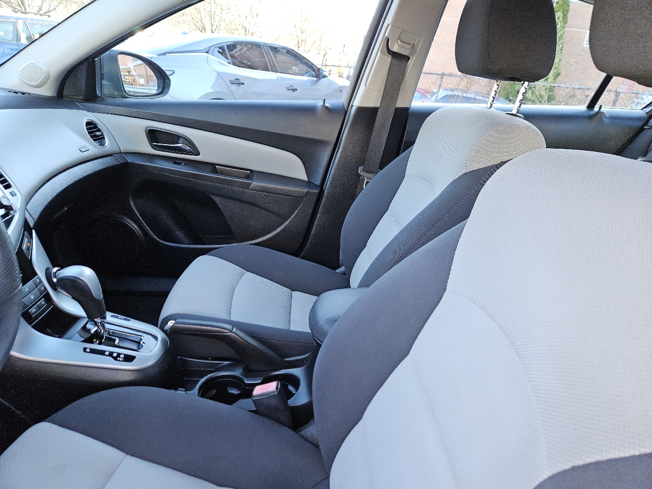 Chevrolet Cruze 2LS 2012