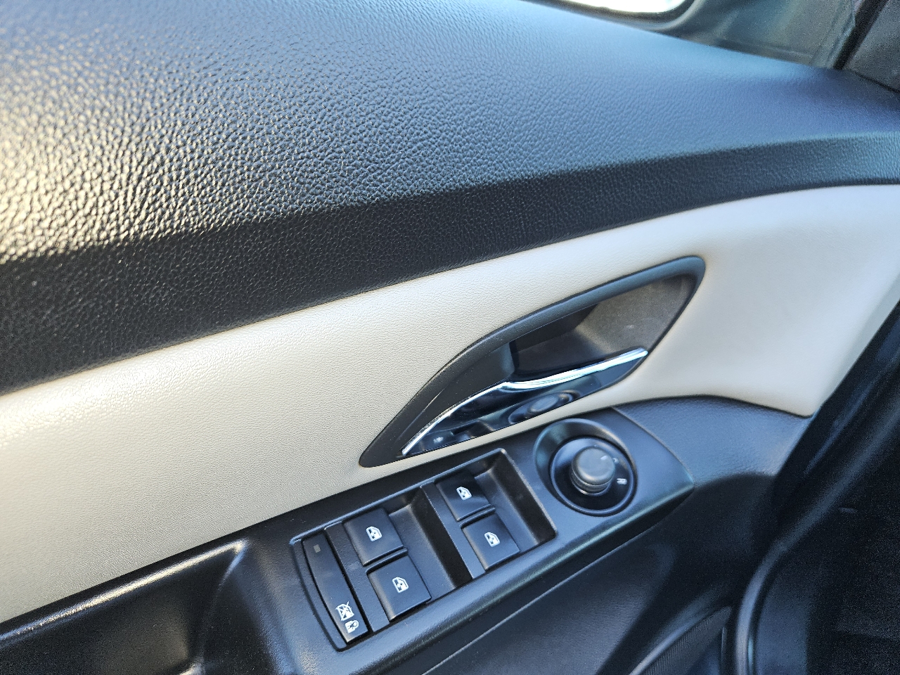 Chevrolet Cruze 2LS 2012