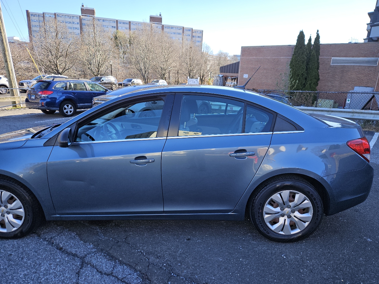 Chevrolet Cruze 2LS 2012