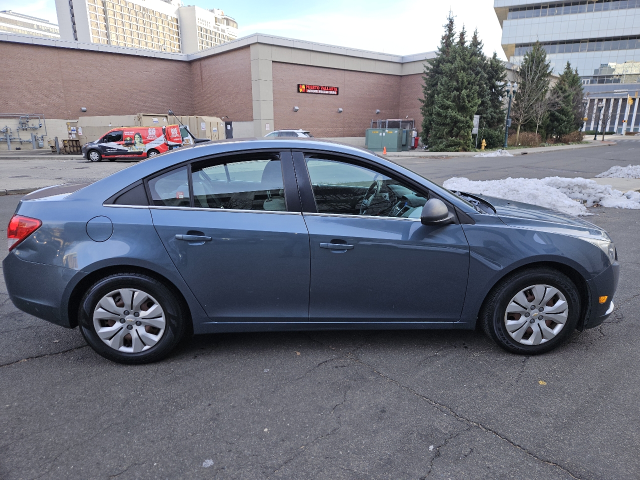 Chevrolet Cruze 2LS 2012