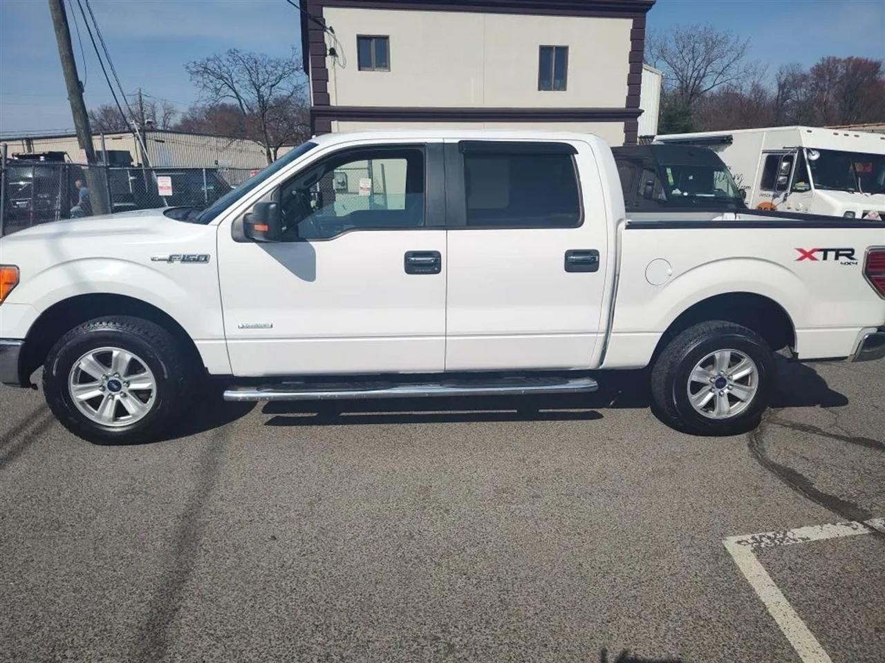 Ford F-150 XLT SuperCrew 5.5-ft. Bed 4WD 2014