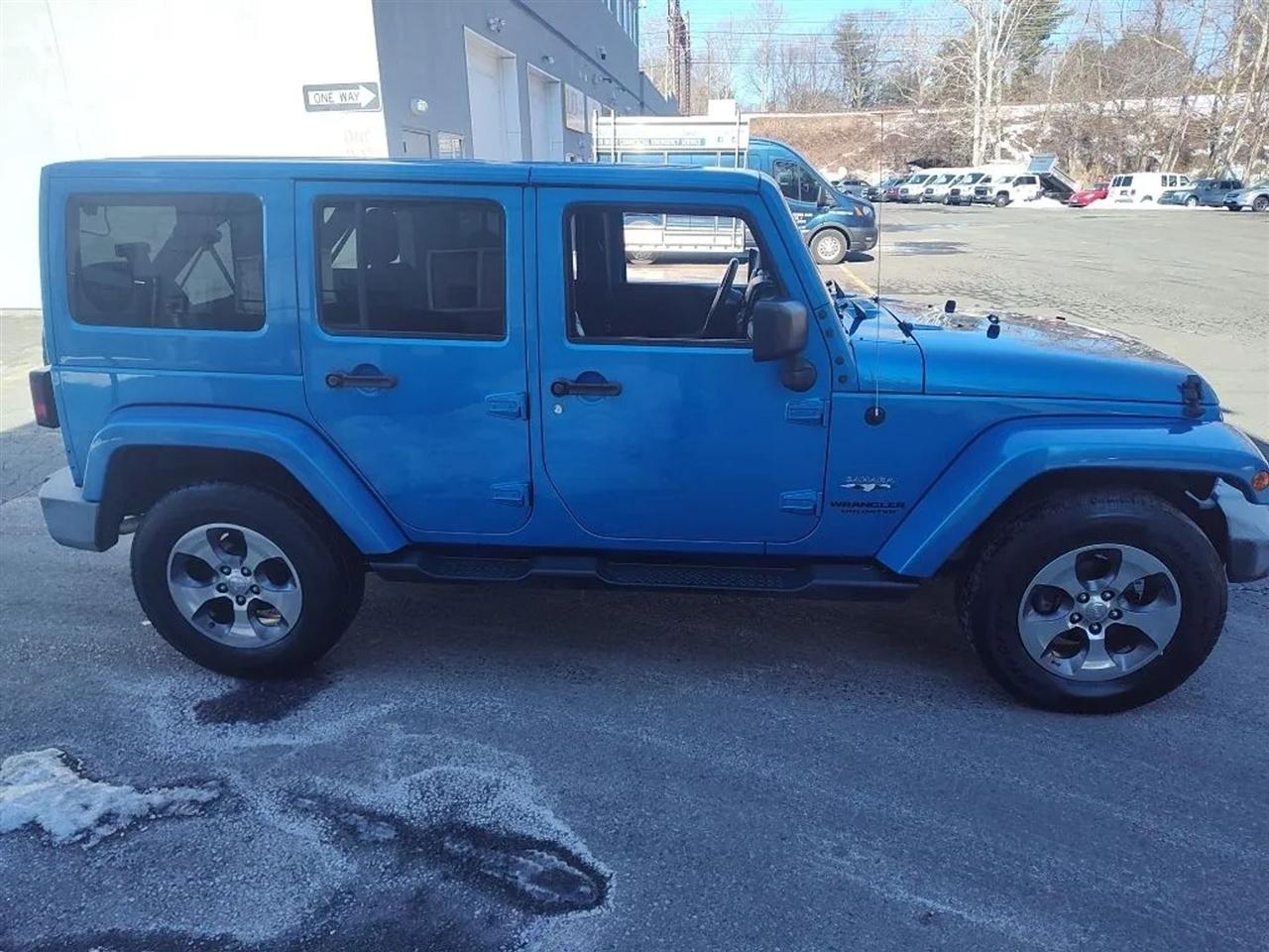 Jeep Wrangler Unlimited Sahara 4WD 2016