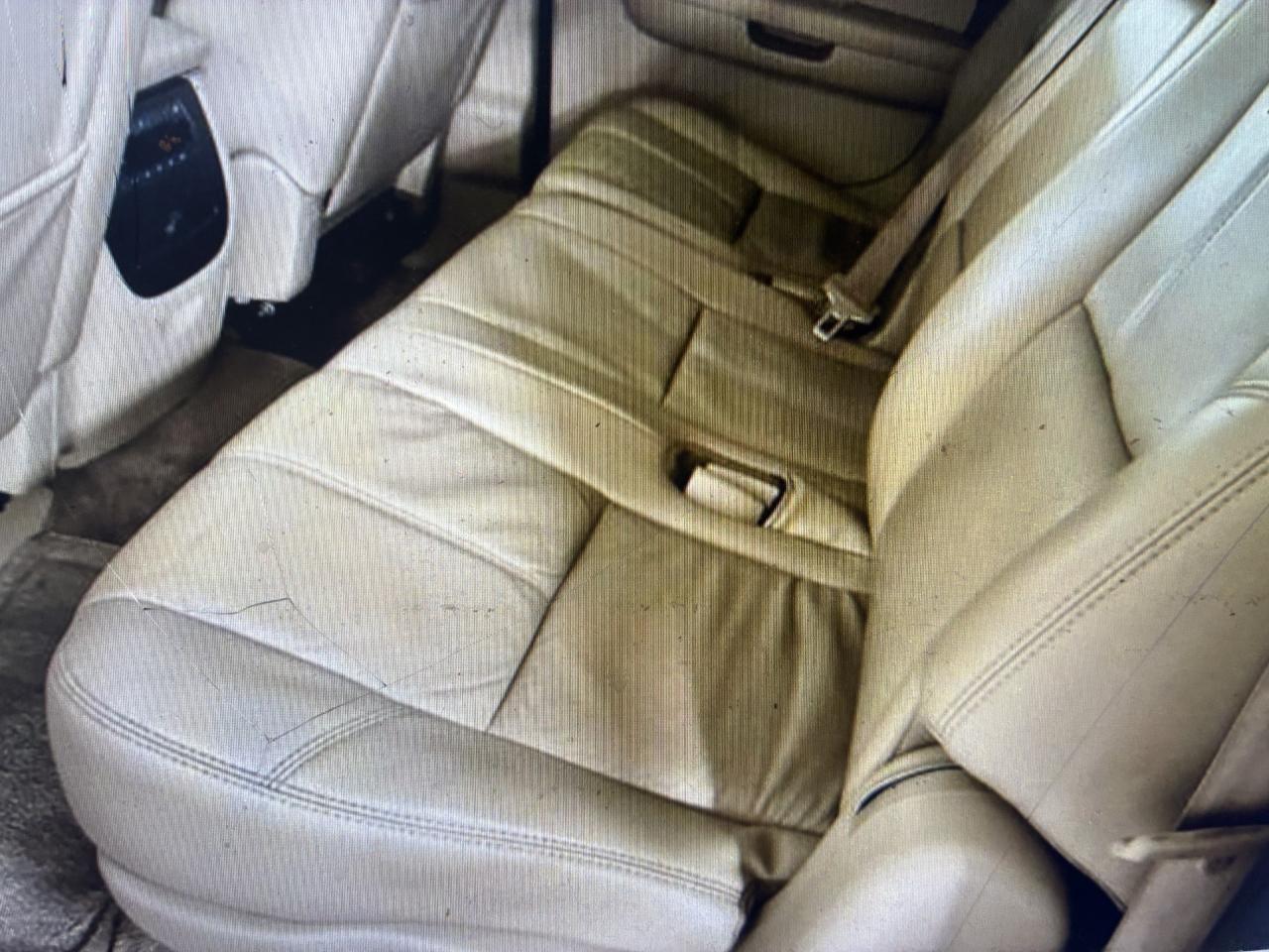 Toyota Sequoia SR5 4WD 2002