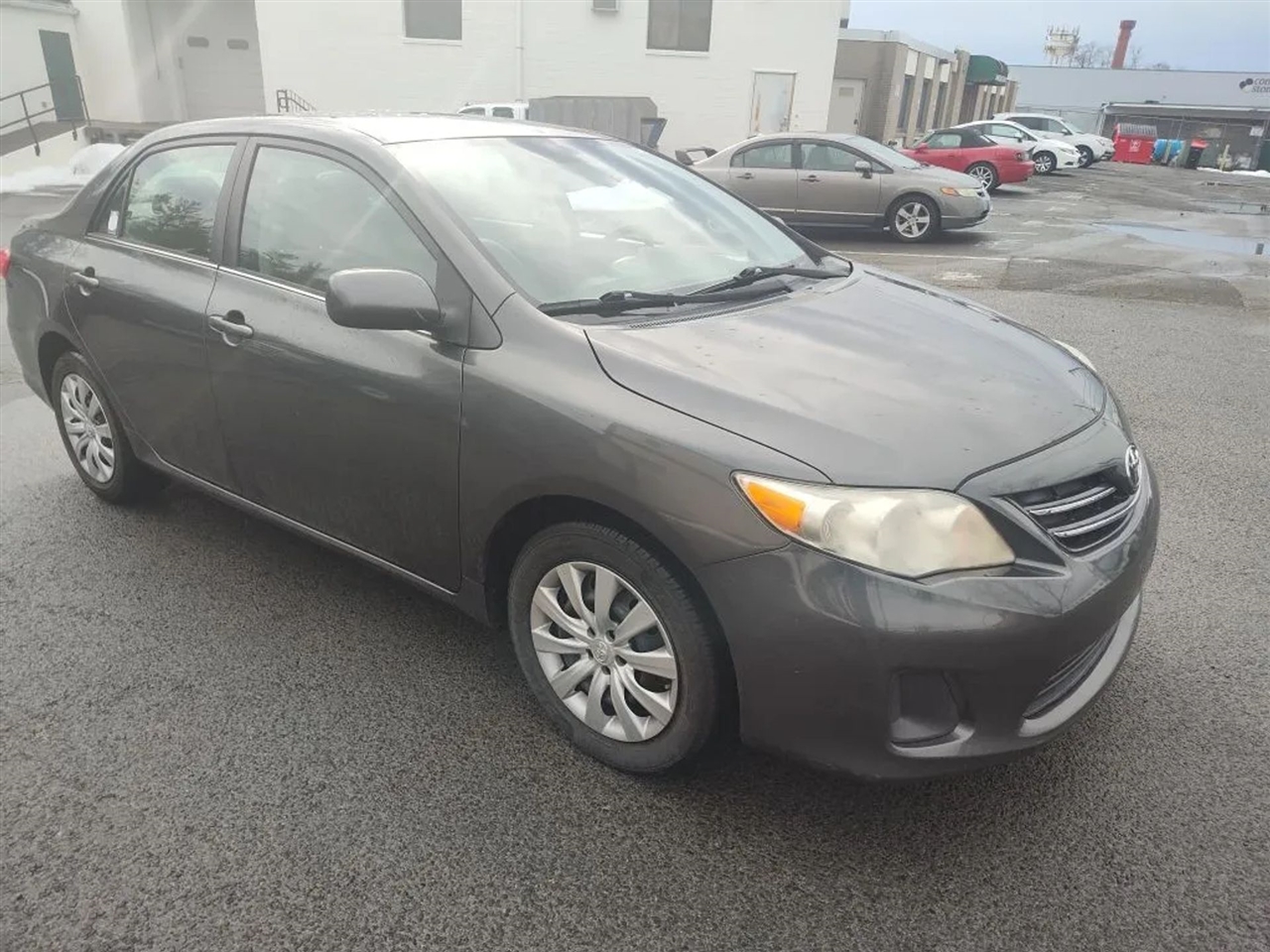 Toyota Corolla LE 4-Speed AT 2013