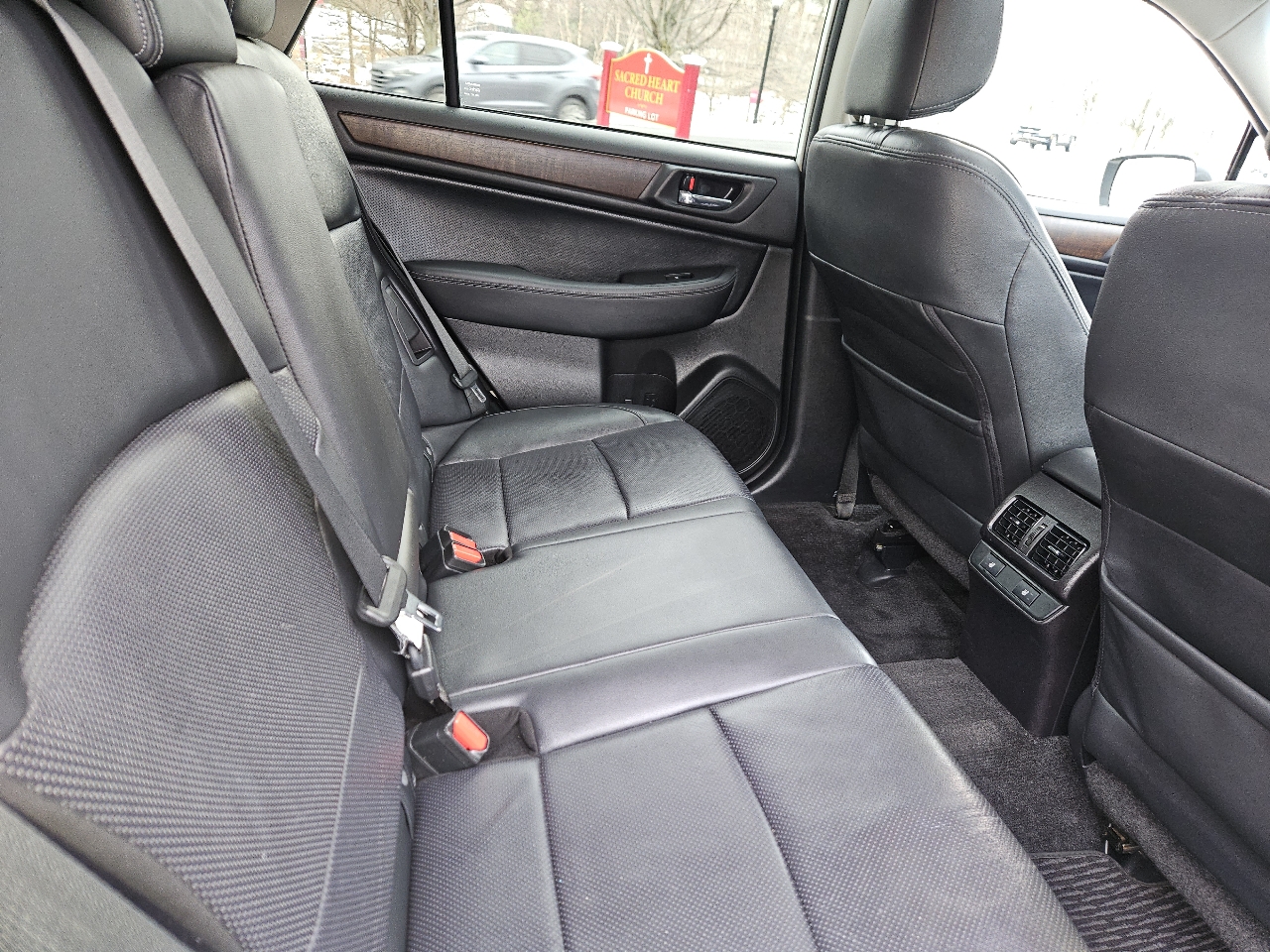 Subaru Outback 2.5i Limited 2015