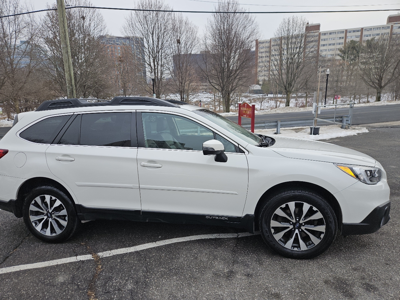 Subaru Outback 2.5i Limited 2015