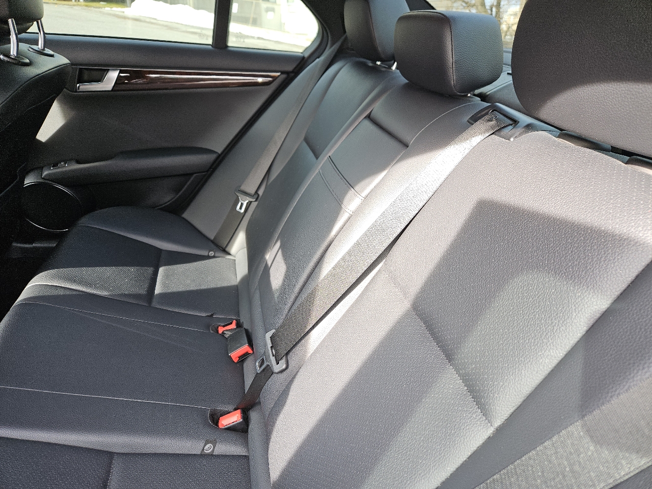 Mercedes-Benz C-Class C300 4MATIC Luxury Sedan 2012