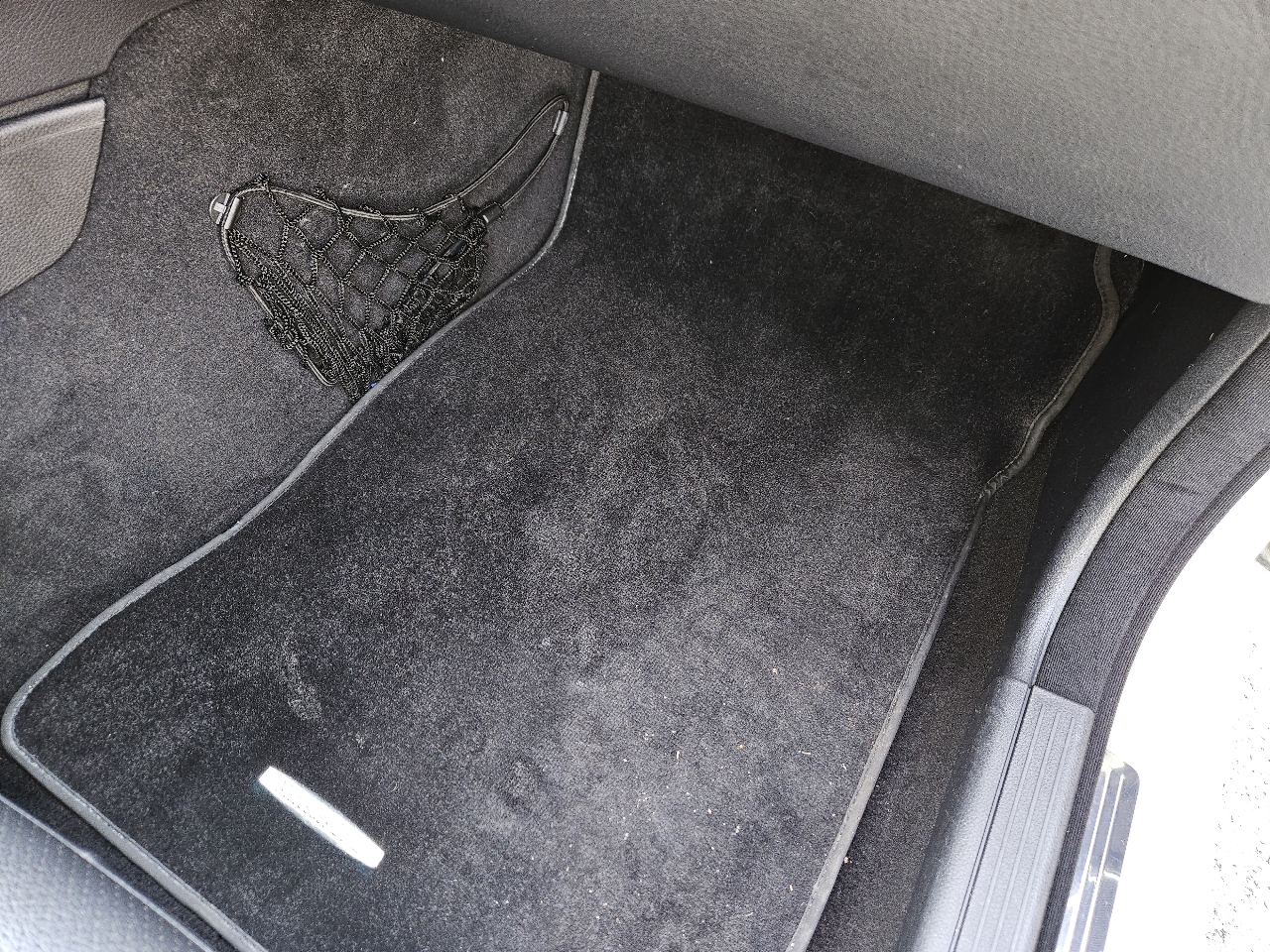 Mercedes-Benz C-Class C300 4MATIC Luxury Sedan 2012