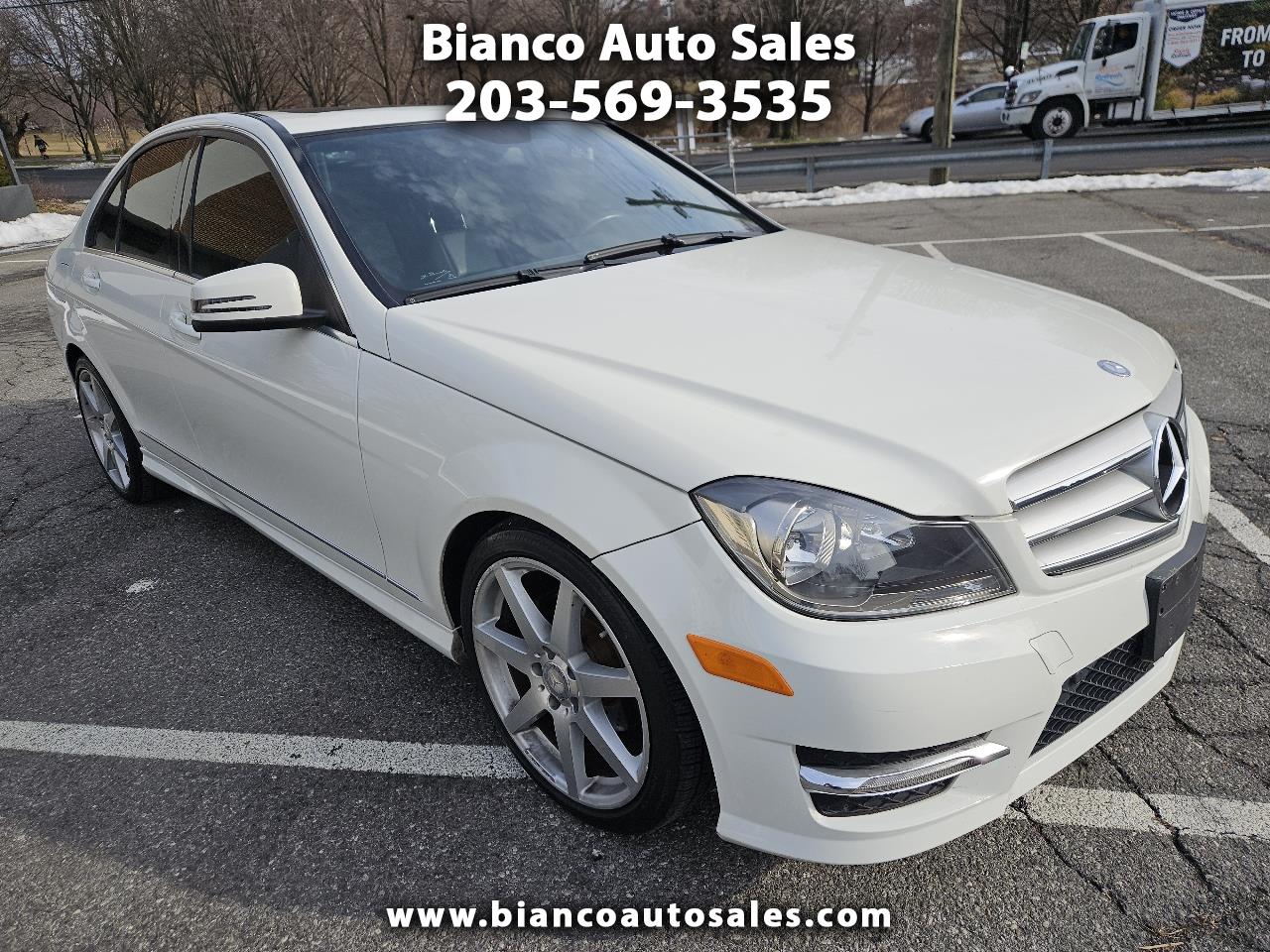 Mercedes-Benz C-Class C300 4MATIC Luxury Sedan 2012