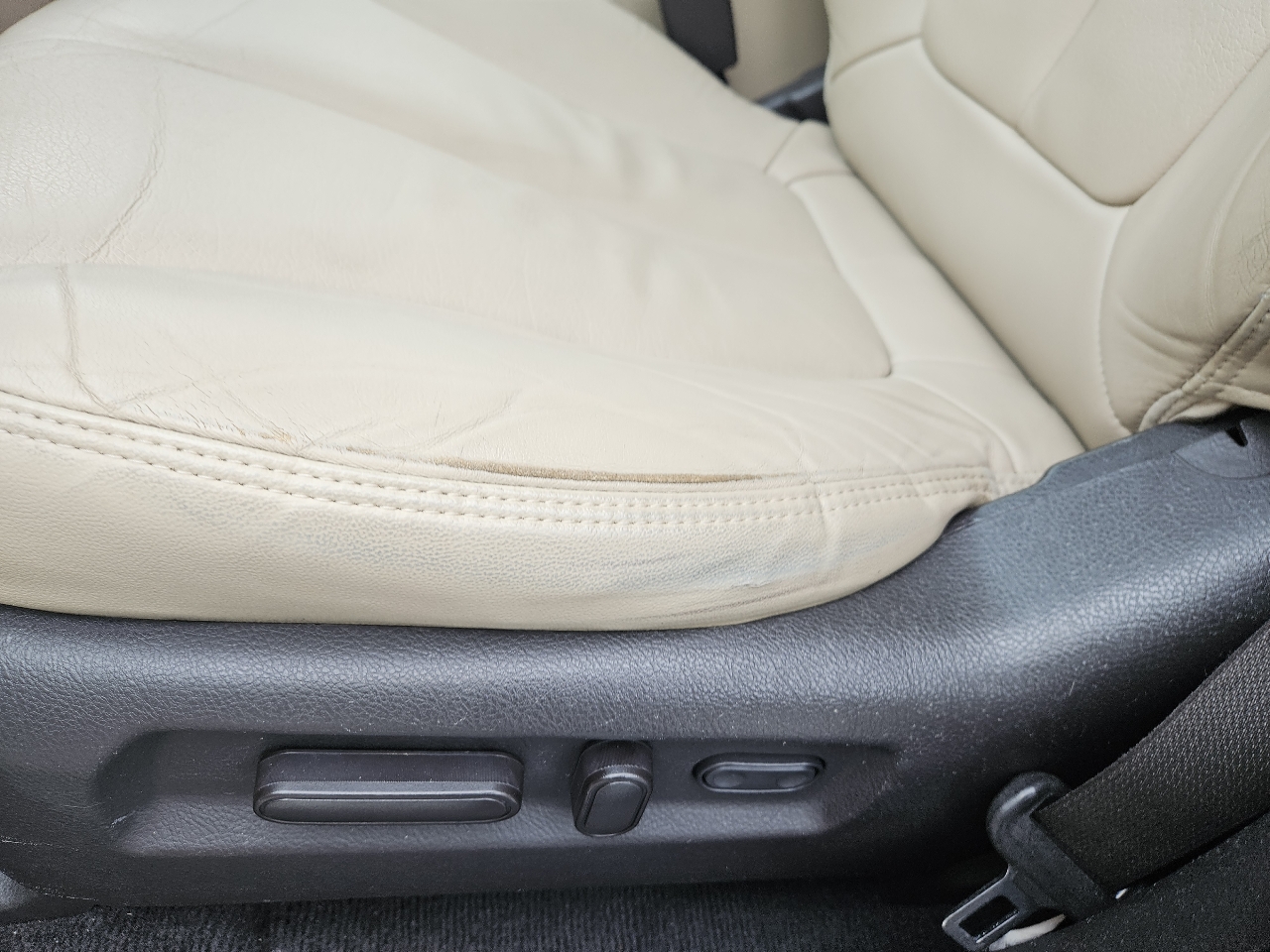 Hyundai Santa Fe Limited 2.4 FWD 2011