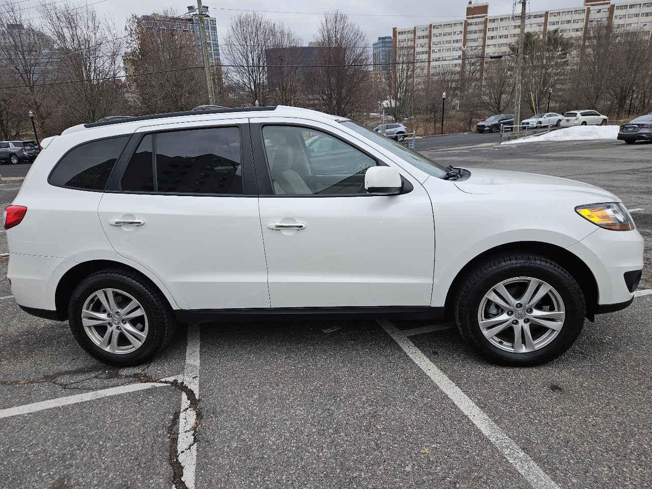 Hyundai Santa Fe Limited 2.4 FWD 2011