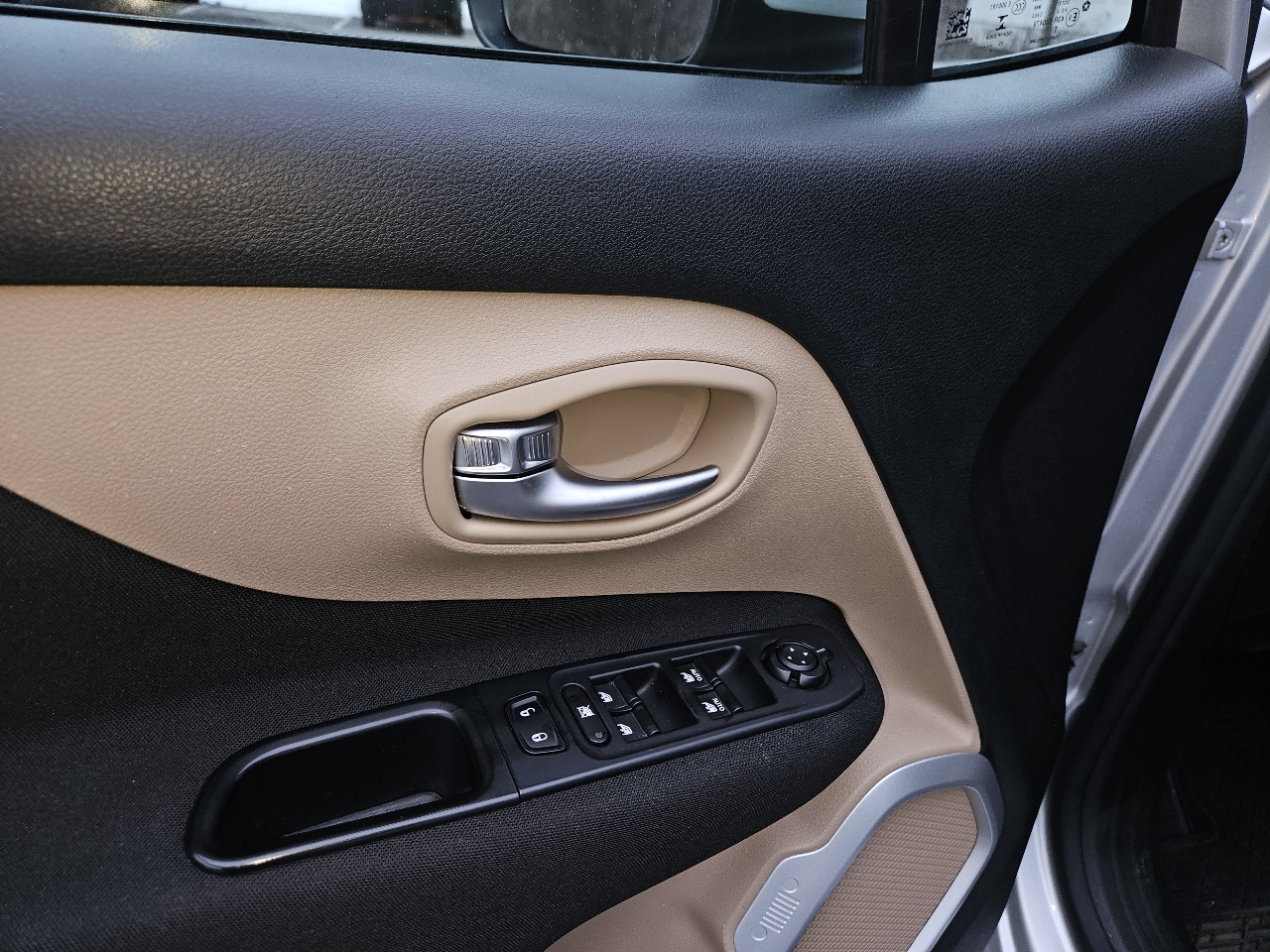 Jeep Renegade Latitude 4WD 2015