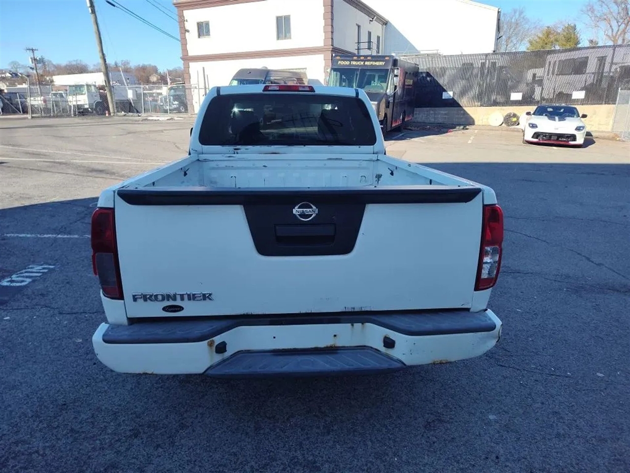 Nissan Frontier S King Cab I4 5MT 2WD 2017