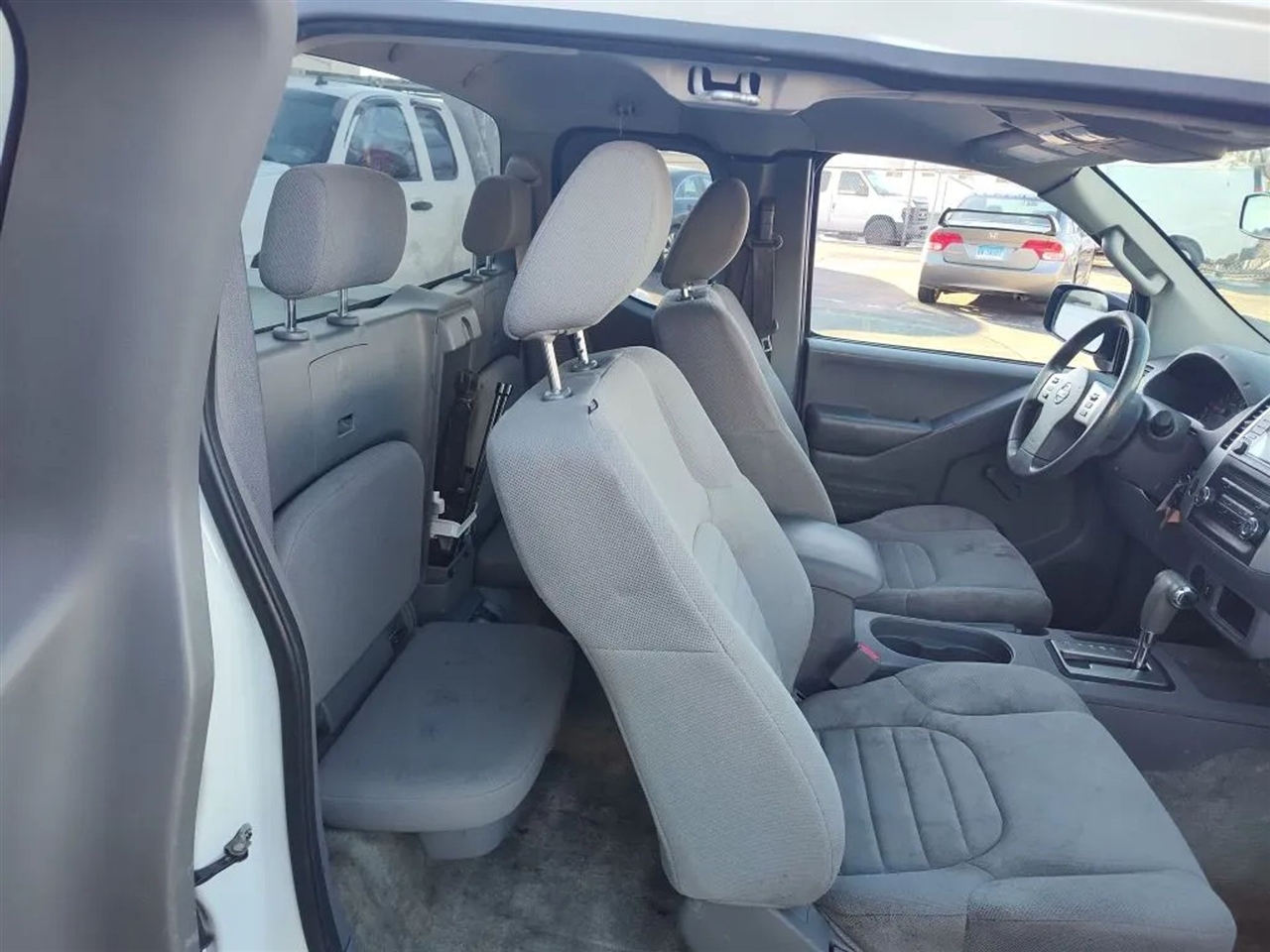 Nissan Frontier S King Cab I4 5MT 2WD 2017