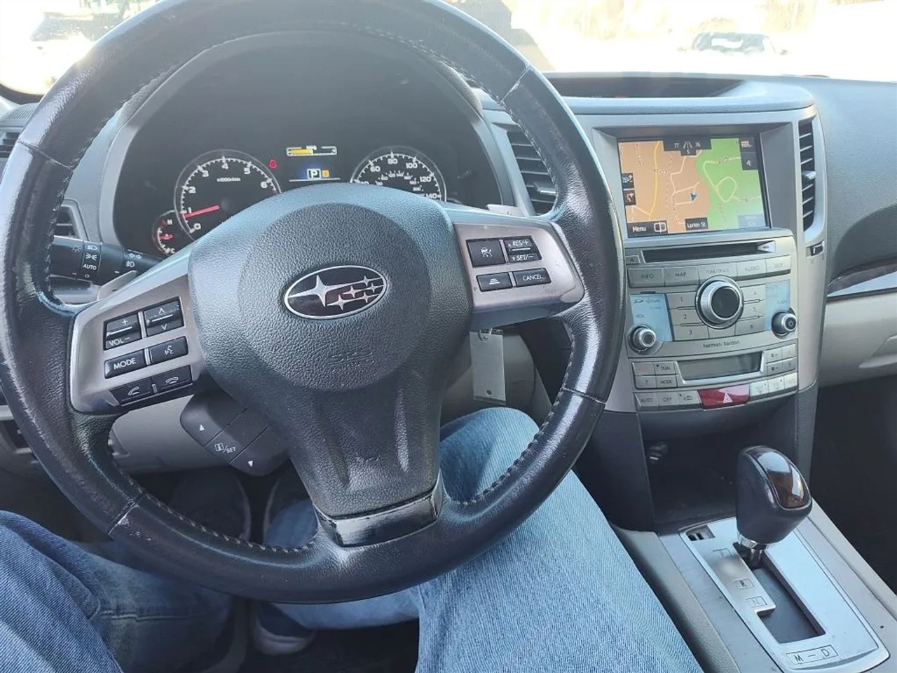 Subaru Legacy 3.6R Limited 2013