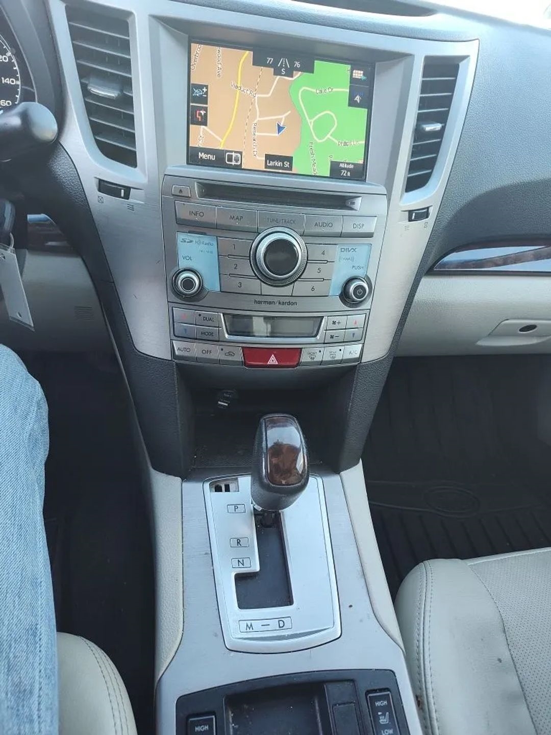 Subaru Legacy 3.6R Limited 2013