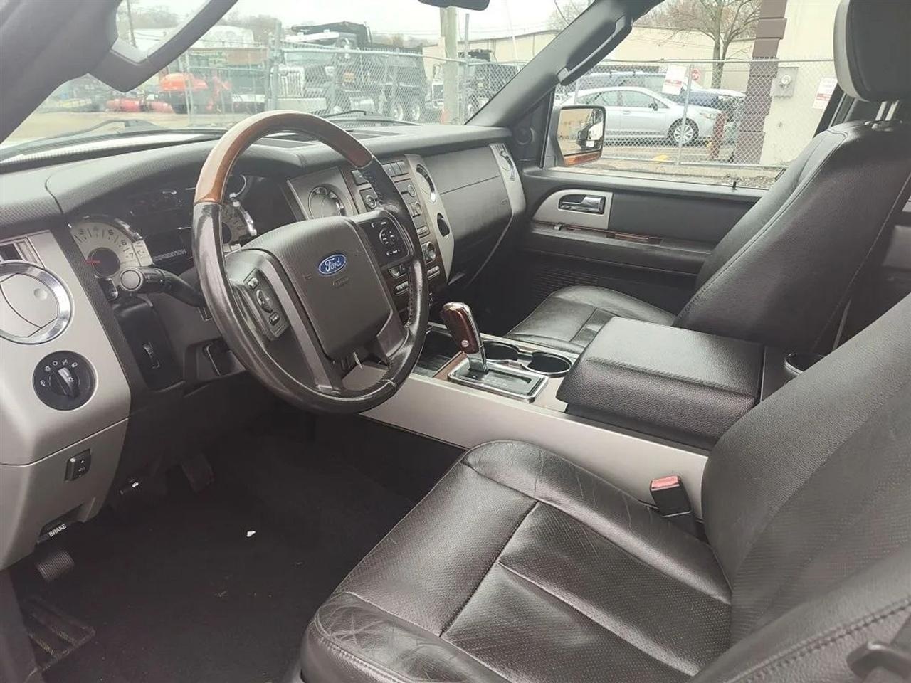 Ford Expedition Limited 4WD 2008