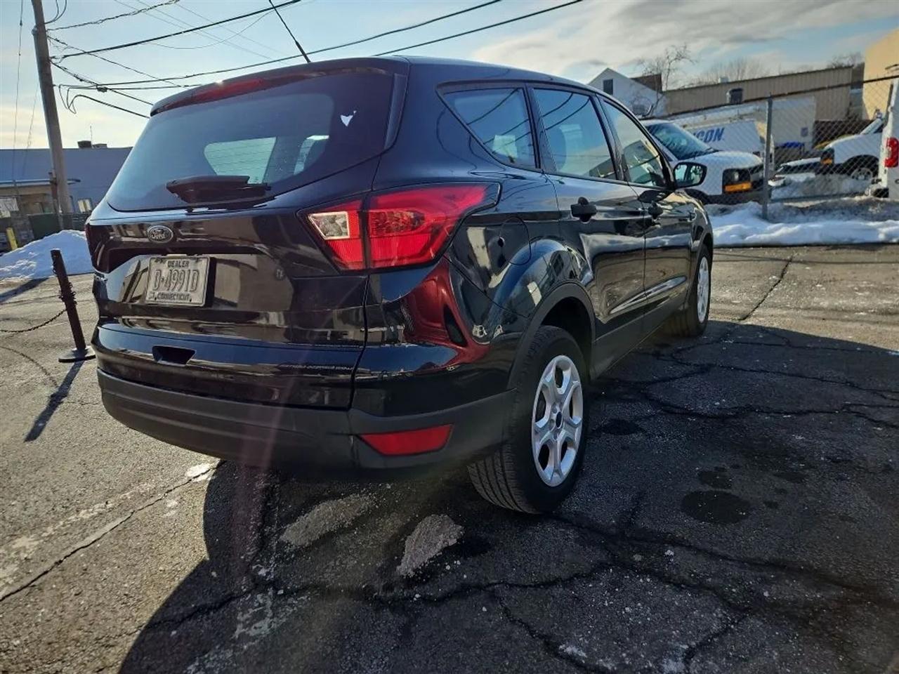 Ford Escape S FWD 2019